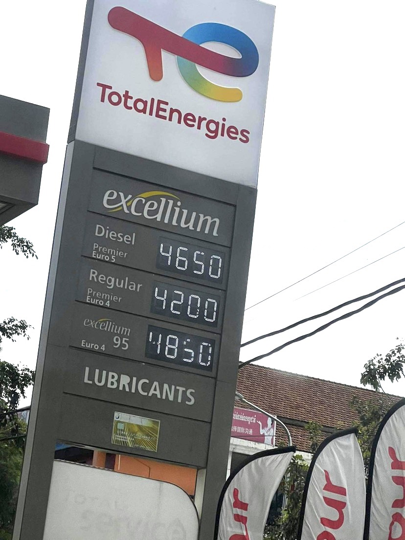 ガソリン価格
